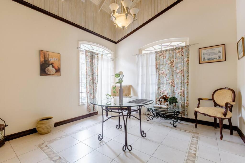 Idilio Escape Apartment Ocho Rios Ngoại thất bức ảnh
