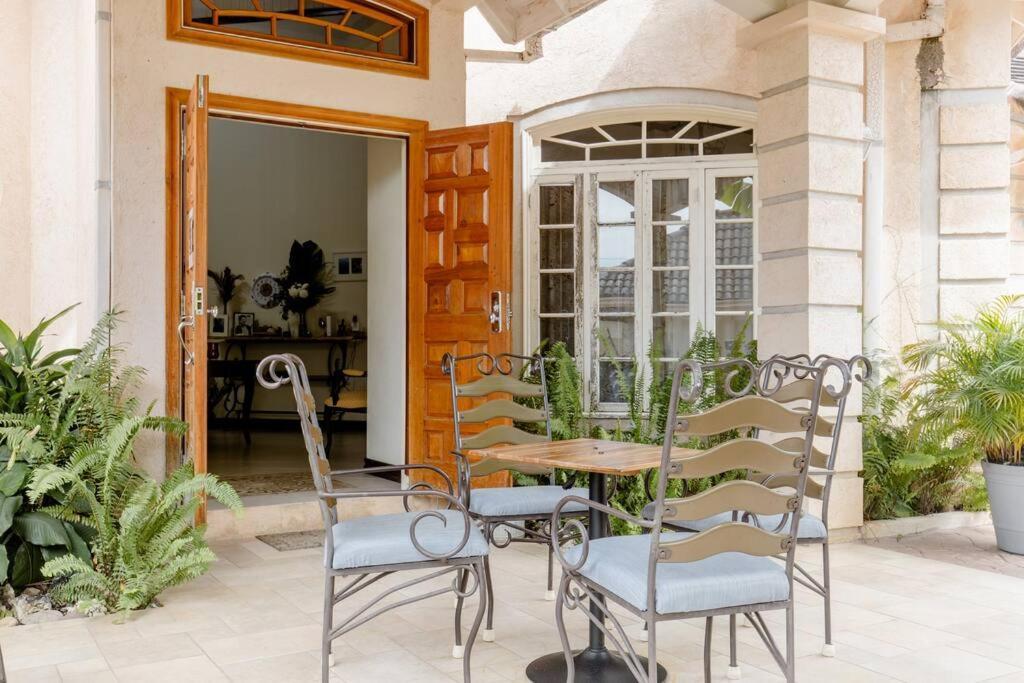 Idilio Escape Apartment Ocho Rios Ngoại thất bức ảnh